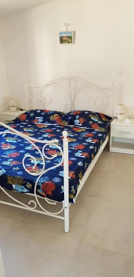 House Mergi Pomer Zewnętrze zdjęcie